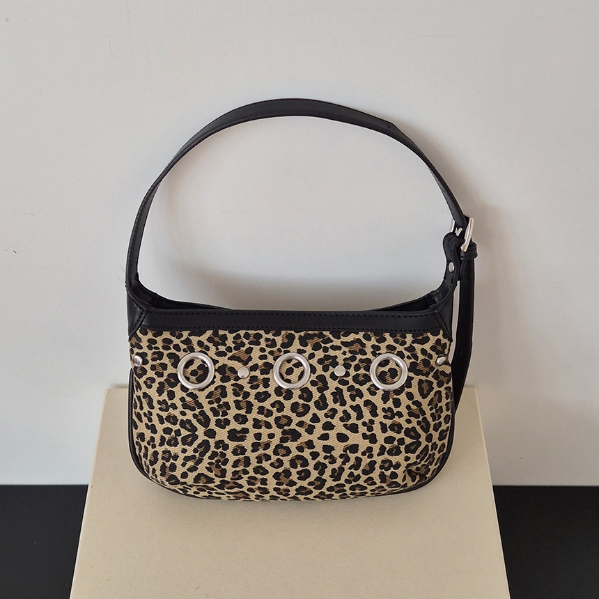 【LAV】ヒョウ柄ショルダーバッグ