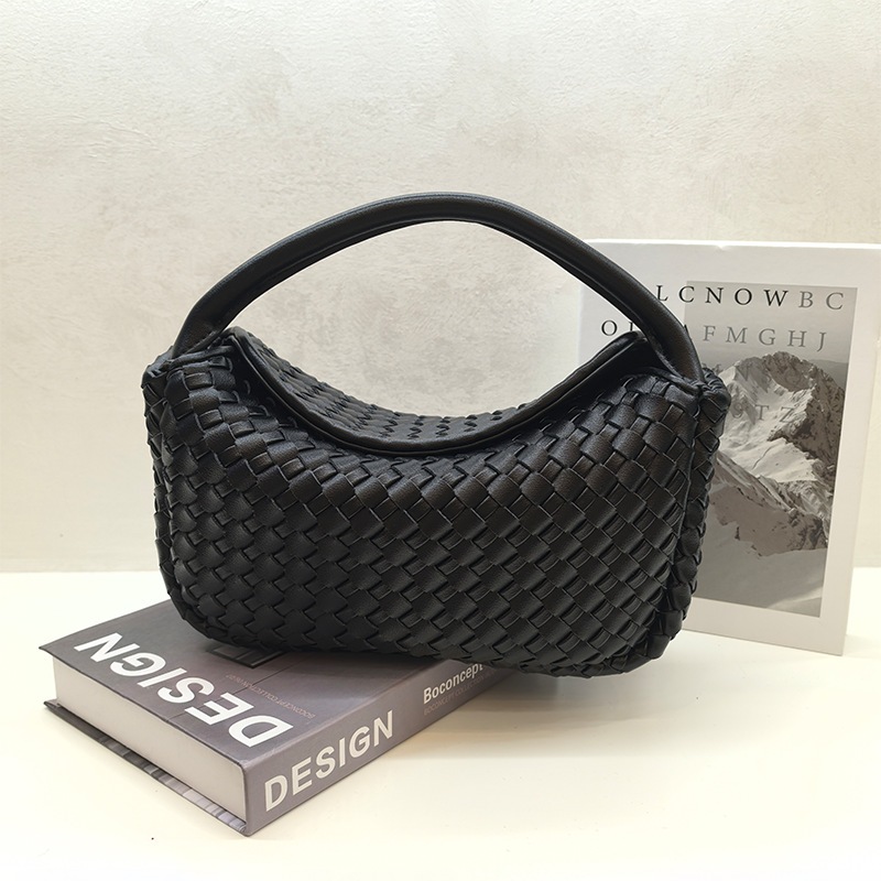 2024新しいニッチ牛革ダイヤモンド格子団子バッグ織物ハンドバッグシングルショルダークロスボディバッグレザーレディースバッグのシニアセンス