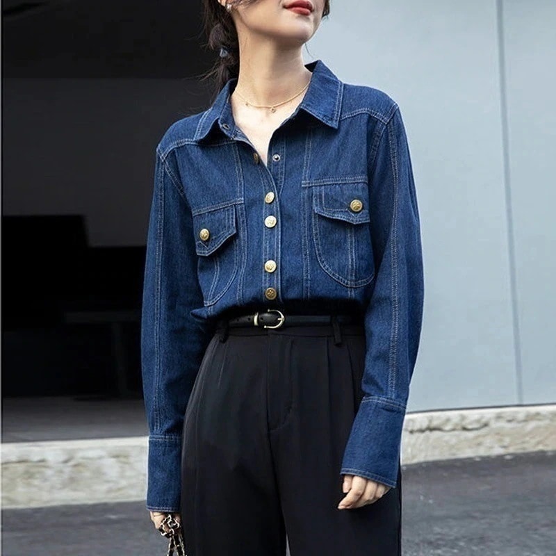 大人気！ 春 コーデに役立つ デニムジャケット ニュースタイル おしゃれ 長袖 シャツ 流行り レトロ デニムシャツ 着痩せ 高級感 ブラウス シャツ ブラウス