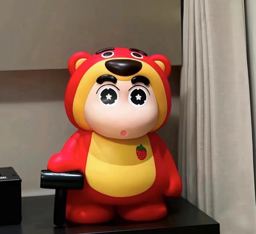 イチゴクレヨンリトル初心者フィギュアリビングルームテレビキャビネットソファの隣ホームオフィス装飾大きなトレンディな装飾品