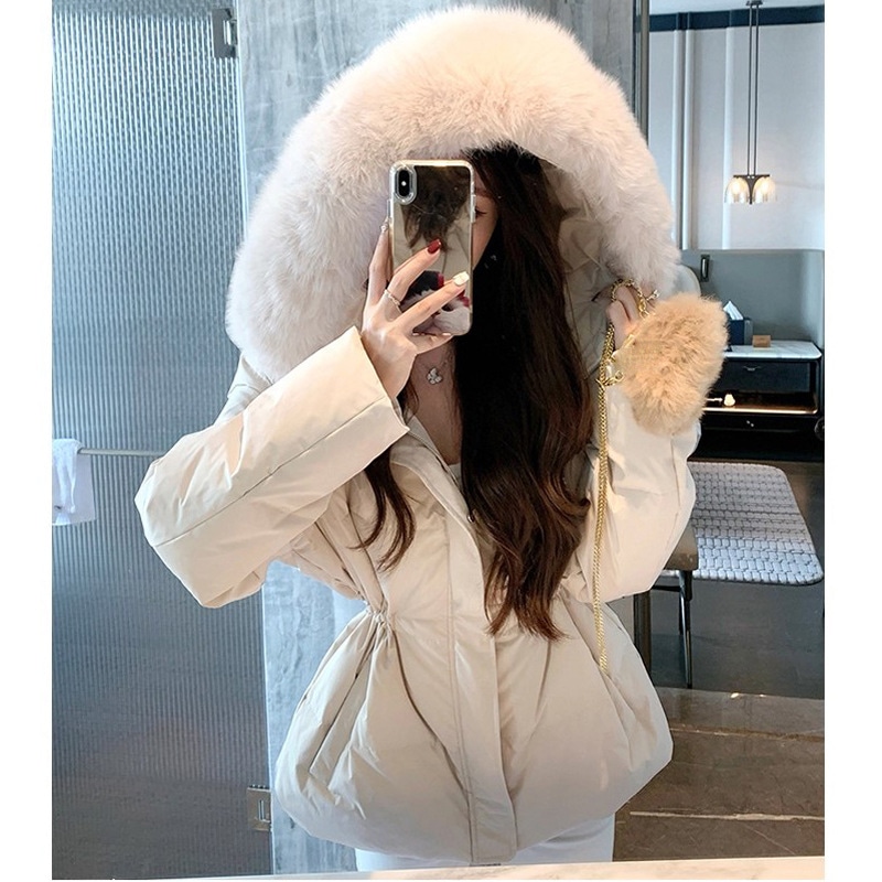 モスクワ冬2025新スタイルホワイトダックダウンジャケット大きなファーカラースリムフィットショート丈デザインレディース