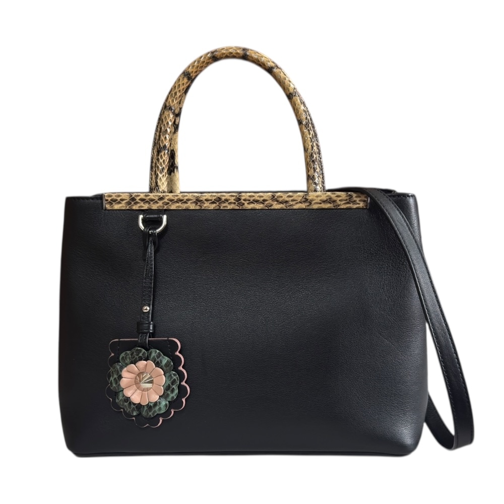 フェンディ プチトゥージュール ショルダーバッグ レザー 8BH253 ブラック FENDI 中古 44,880円