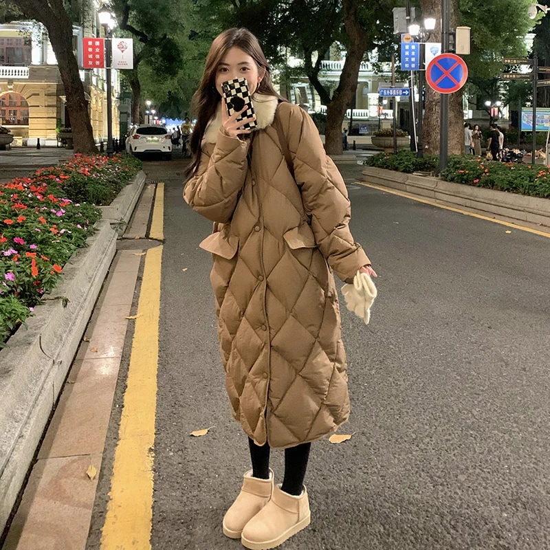 新入庫 コート レディース ダウンコート キルティングコート 中綿 オーバーコート ロング 上着 外套 菱形 防寒服 通勤 お出掛け 秋冬 女子アウター 4,056円