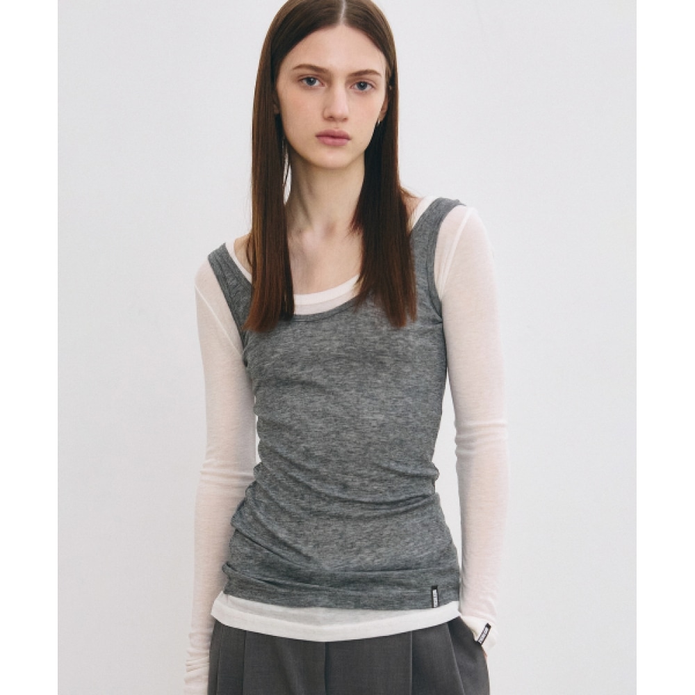 ニック&ニコールニコールミニマルレーベルスリーブレス_チャコール