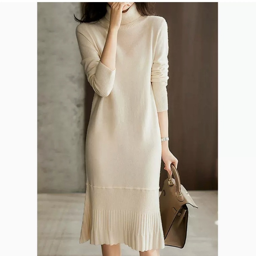 ハイネック プリーツ ワンピース デート 膝下 ロング ロング丈 長袖 タートルネック スリム ニット かわいい 可愛い きれいめ シンプル 上品 おしゃれ お洒落 かっこいい 可愛い
