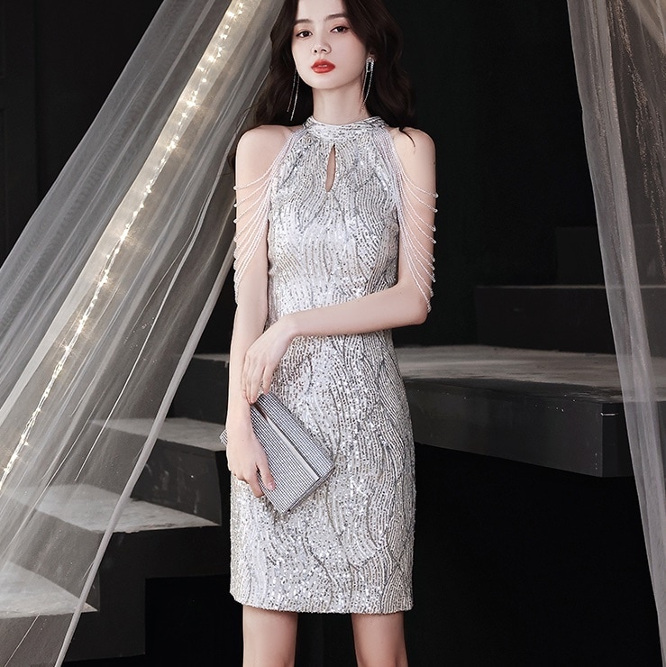 ワンピース ワンピドレス 膝丈 ひざ丈 膝上 袖なし ノースリーブ Iライン スパンコール きれいめ おしゃれ お洒落 かっこいい クール セクシー エレガント モダン 主役級 存在感 フォーマル 春 12,698円