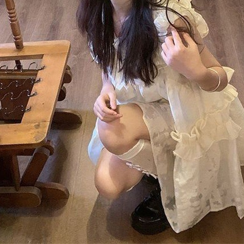 【1つ買うと10つ無料】小さなスリングスカート風レースキャミソールドレス女性サマープリンセススカートスウィートアンドシンスカート