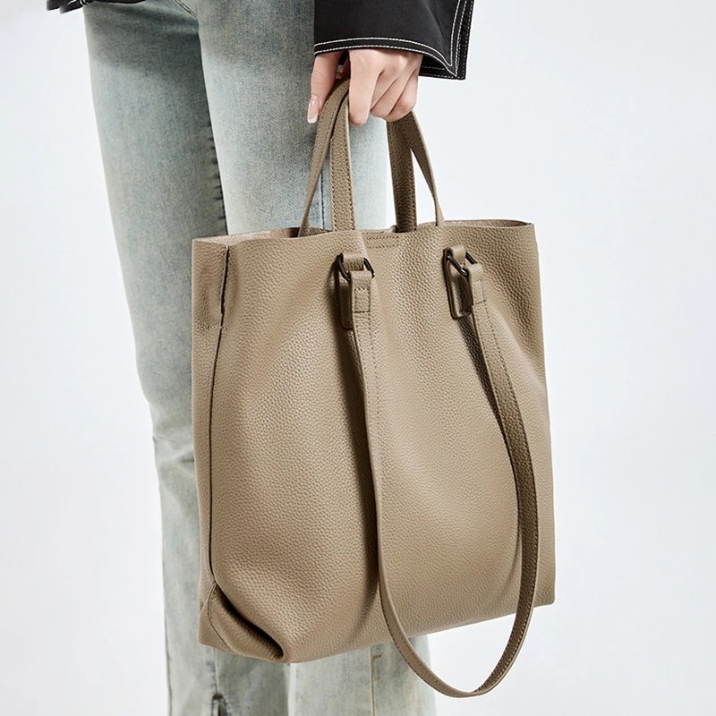 2025 秋 トートバッグ 新作 人気 大容量 本革 通勤 ショルダーバッグ レディースバッグ 韓国ファッション