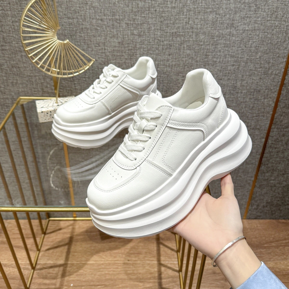 Cmの増加女性指向の太いブーツソール小さな14 Cmホワイトブーツ2025 New 高12 Bots 7,540円