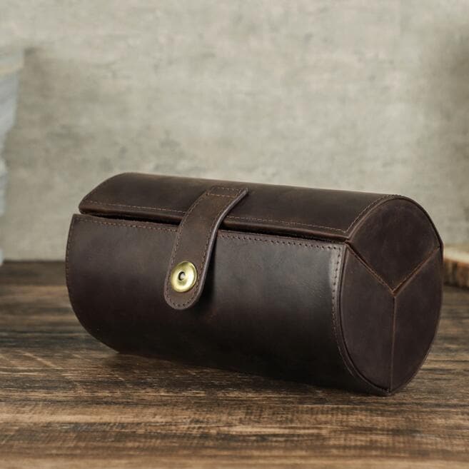 キャンペーンメガネケース 3本用眼鏡収納 本革　レディース 眼鏡本革ケース メガネ収納ケース 軽量 コンパクト スリム ソフト PCメガネ サングラス 老眼鏡ケース リッカーズ かわいいメガネケース