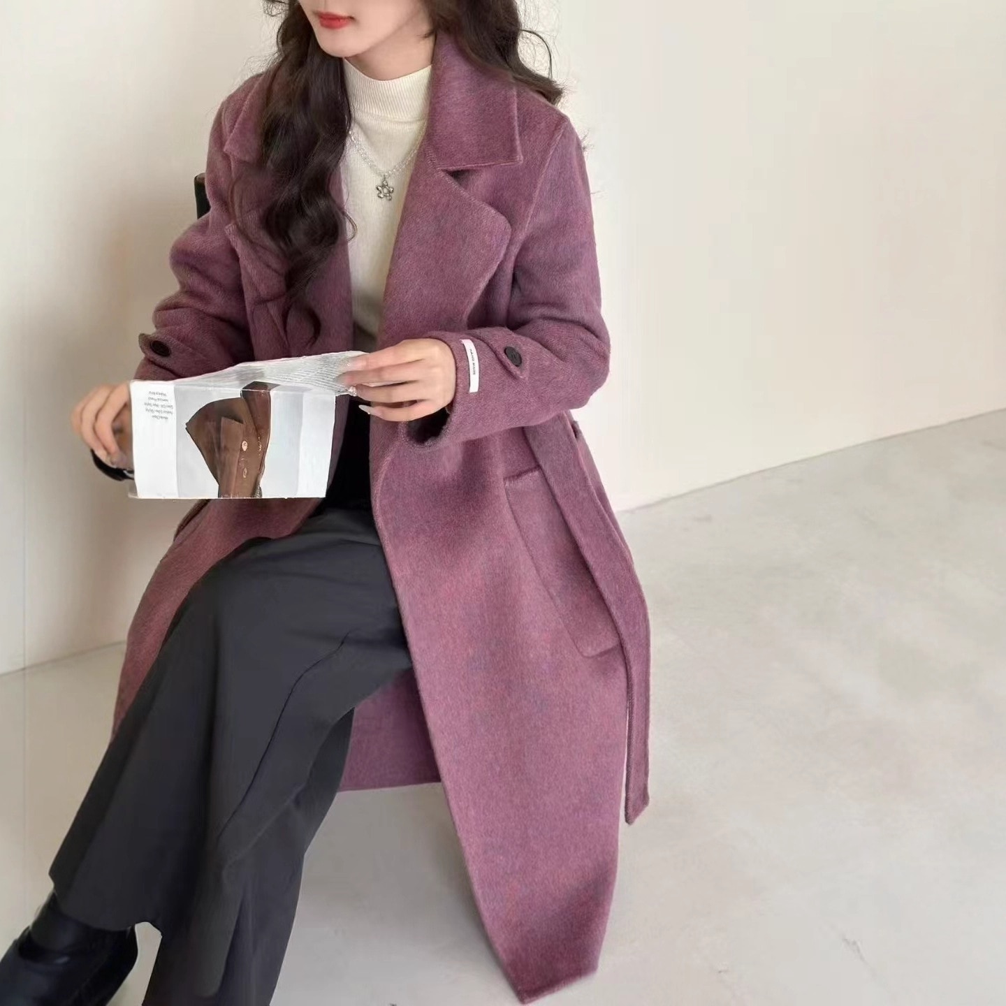 2025 両面ウールコートロングバスローブスタイル緩い細いストラップ暖かい厚みのある女性用ウールコート