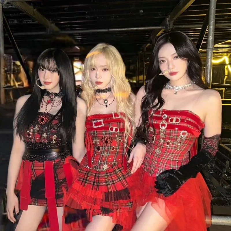 【WINTER 着用】演出服 チアガール 応援団 ダンス服 体操服 衣装 応援グッズ 舞台衣装セーラー服