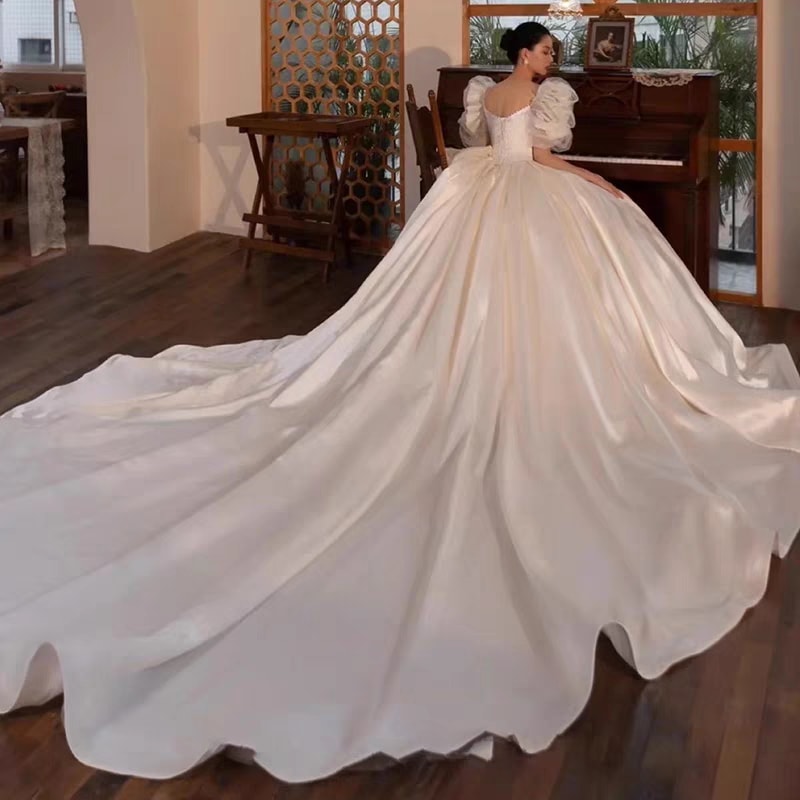 ウエディングドレス 結婚式ドレス 二次会 レーンライン 花嫁 フォトウエディング ビーチフォト 前撮り 後撮り 披露宴 トレーンドレス Aライン パーティードレス