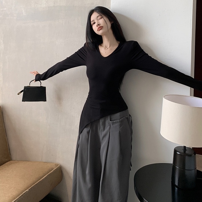 レディース トップス ロンT カットソー プルオーバー インナー ロング 長袖 袖あり Uネック 襟なし スリム 細身 アシンメトリー フェミニン 薄手 大人可愛い きれいめ シンプル カジュアル 5,724円