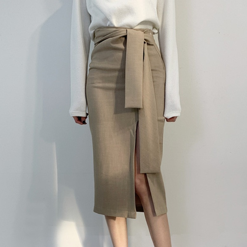 タイトスカート スカート ボトムス タイトスカート 膝丈 ひざ丈 スリム タイト 細身 Iライン ウエストマーク ウエストリボン スリット ハイウエスト かわいい 大人可愛い きれいめ シンプル