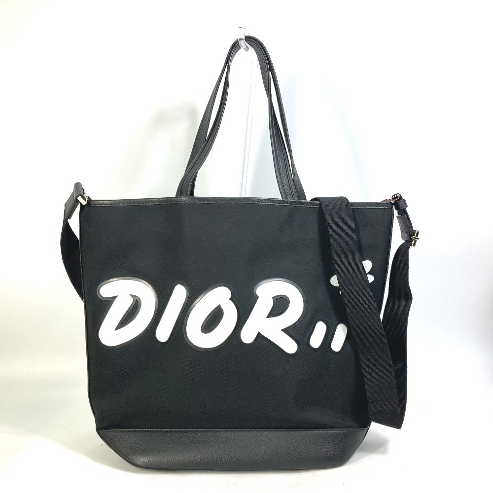 DIOR HOMME ディオールオム トートバッグ BEE 蜂 ロゴ KAWS コラボ 日本限定 斜め掛け 2WAY カバン ショルダーバッグ ナイロン/レザー ブラック