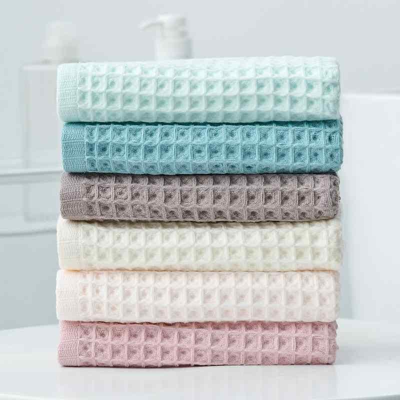 日品雑貨 バスタオル タオル 布 速乾 身体 顔 クロス 吸水性 柔らかい 厚手 家庭 ホーム 入浴 大判