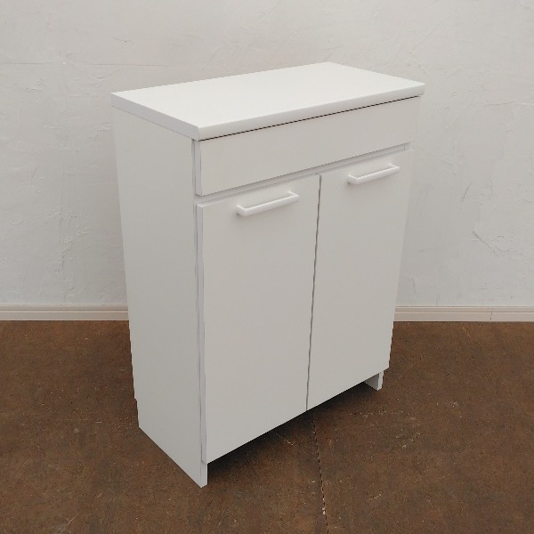 ランドリーチェスト ホワイト 隠せる脱衣カゴ付きサニタリーチェスト 使用期間約7ヶ月 サニタリーチェスト