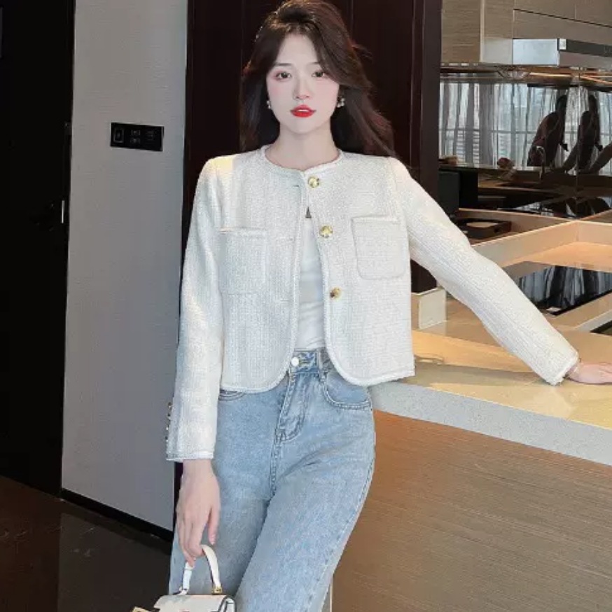 アウター ジャケット 上着 袖あり 長袖 かわいい 大人可愛い きれいめ シンプル カジュアル 大人 上品 おしゃれ お洒落 かっこいい レトロ 大人女子 こなれ感 個性的 クール エレガント 主役級