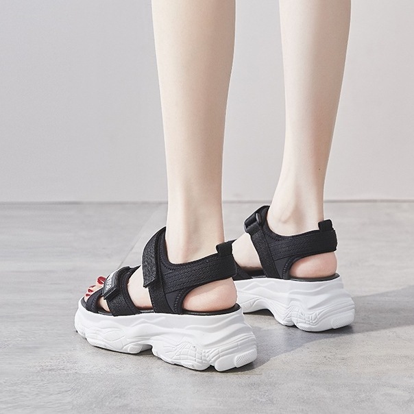 レディース スニーカー サンダル スポーツ スポーツサンダル 厚底 ウェッジソール 6 ベルト 美脚 脚長 かわいい 大人可愛い きれいめ シンプル カジュアル おしゃれ かっこいい スポーティー
