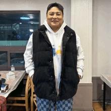 キム・テギュン様協賛 WBS蓄熱裏地 コーデュロイパッファーパッド入りベスト