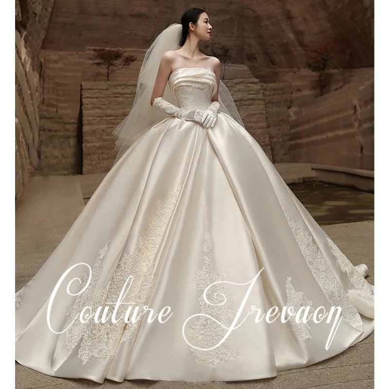 新作高級感　チューブトップブラ ウェディングドレス花嫁 ドレス チューブトップブラ エレガント トレーン スリム見え シンプル 結婚式 お呼ばれドレス軽い奢旅拍ドレススカート 14,364円