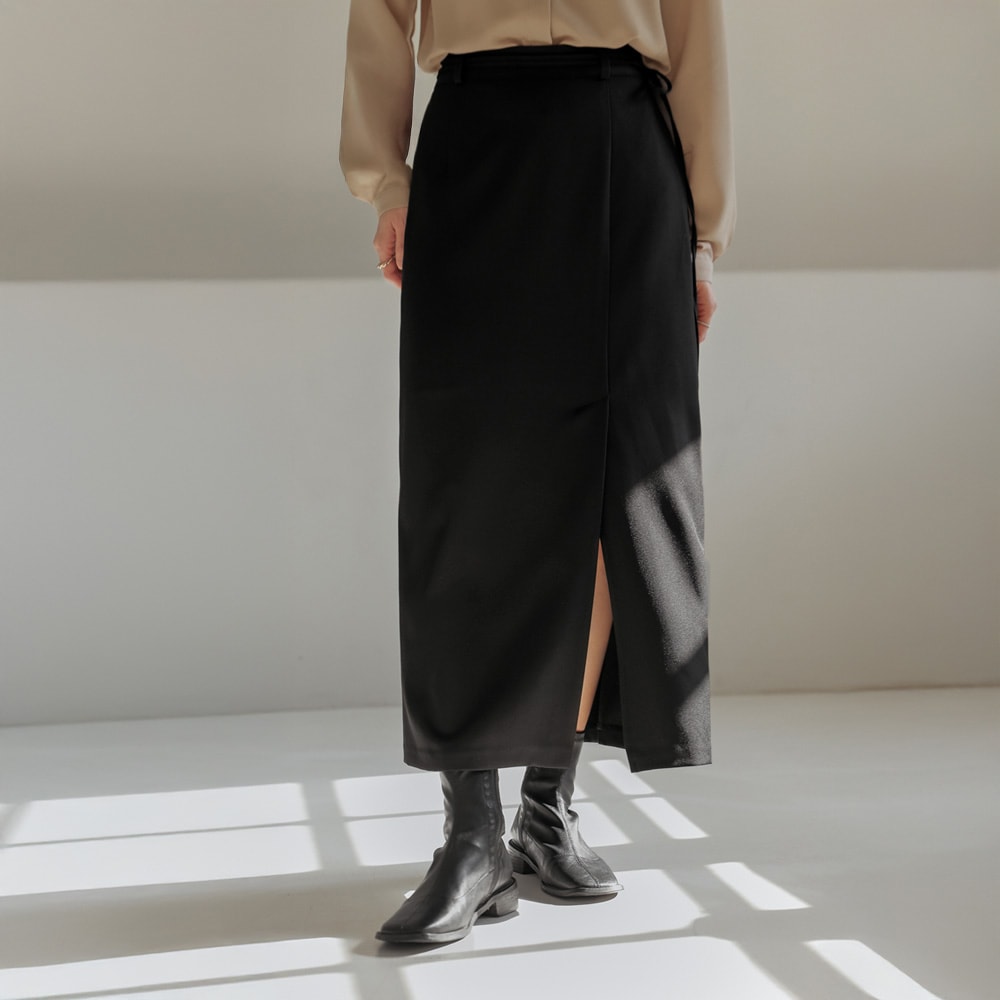 フェルディストラップセットスリットバンディングロングスカート