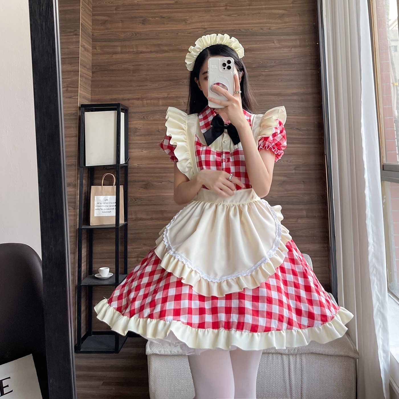 日韓かわいいlolitaメイド服セクシーコスプレメイド制服ワンピース黒赤格プラスサイズ