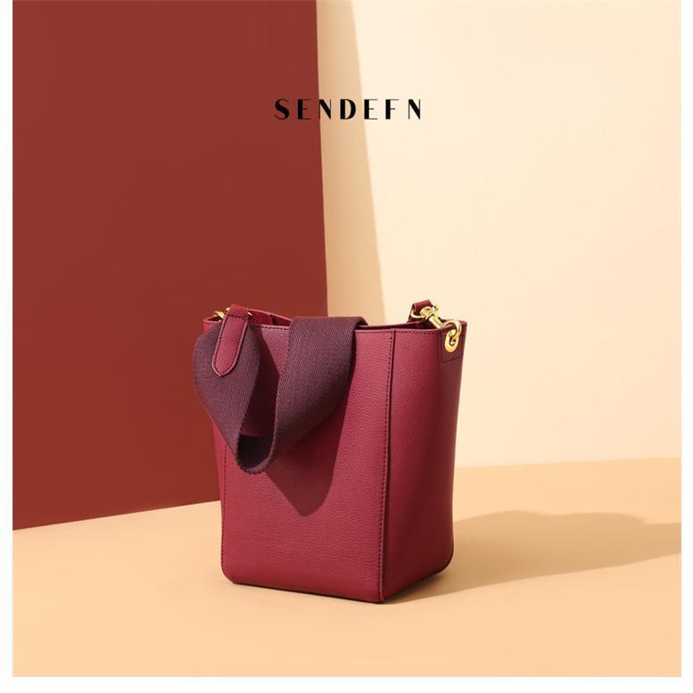 本革　トートバッグ　レディース　レザーバッグ　ショルダーバッグ 革バッグ　かばん　通勤通学　大人　20代30代40代50代