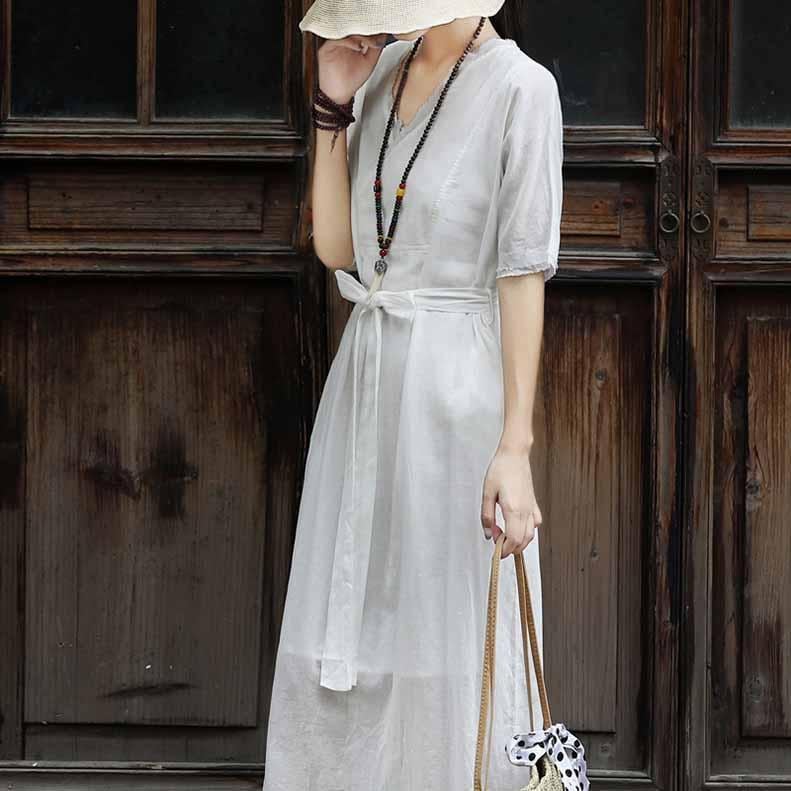 無地ホワイトワンピース 春夏 きれいめ ロングvネックレディース マキシ aライン 麻綿混紡 マリン風 ウエストベルト