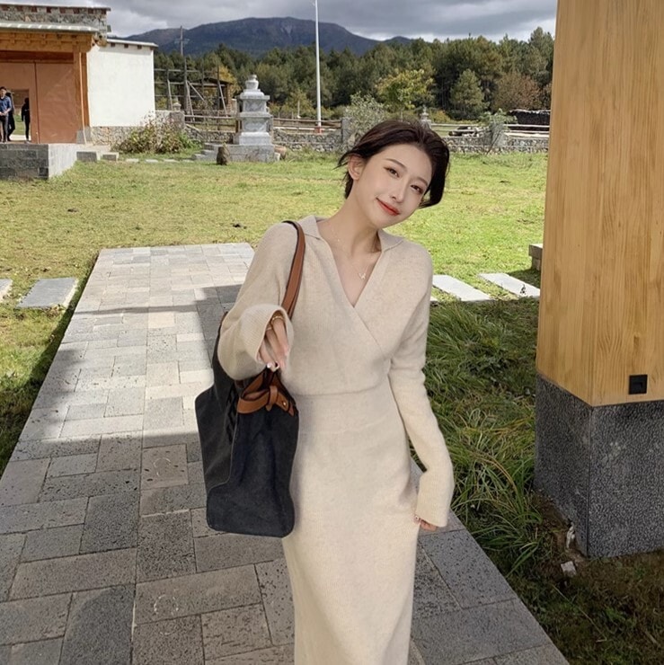 Vネックニットワンピ スリムウエスト ニットドレス ワンピース 高級 ニッチ ミディアム丈 長袖 Vネック かわいい 大人可愛い きれいめ シンプル カジュアル 大人 上品 おしゃれ お洒落