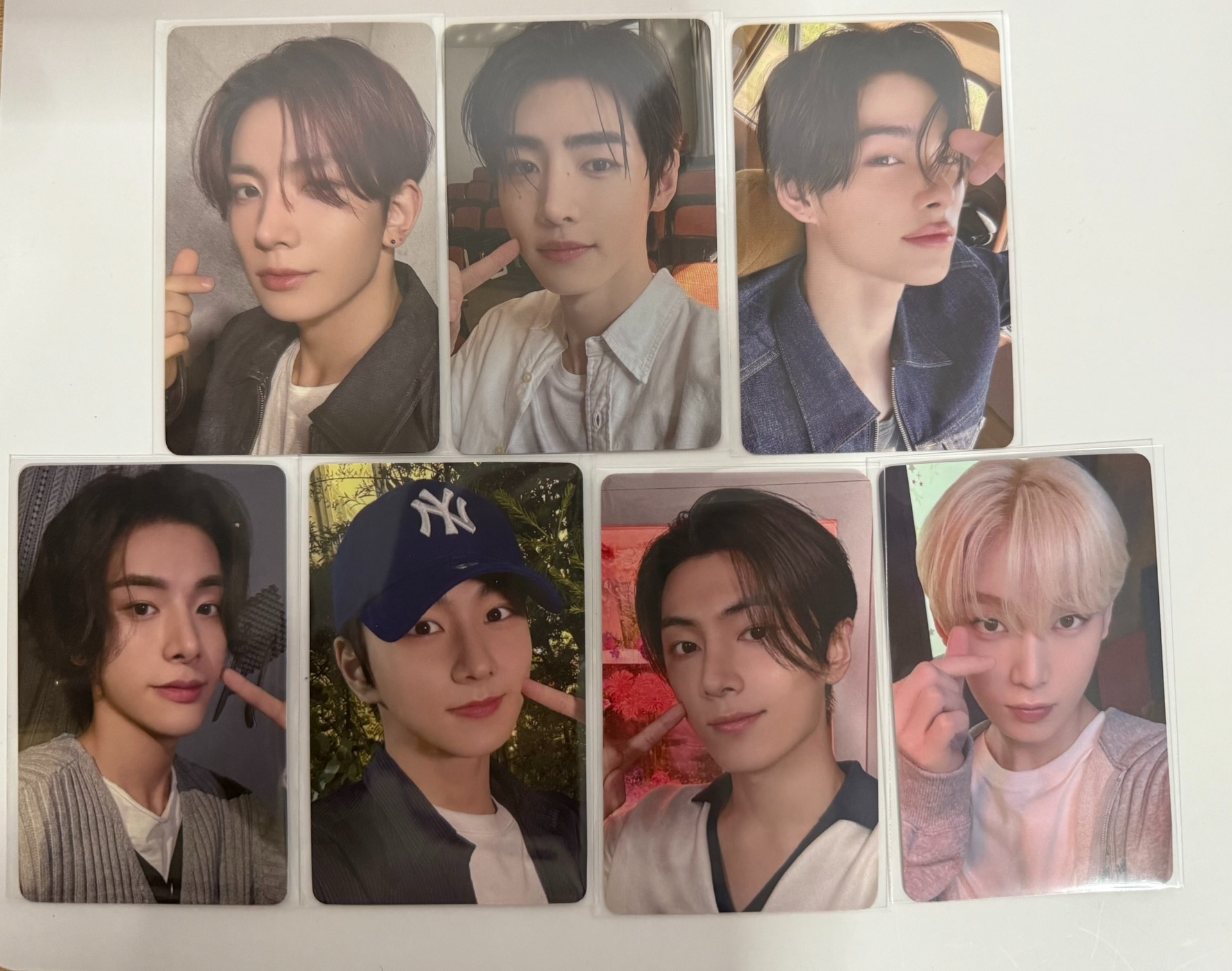 公式 ENHYPEN 正規二 グローバル 特典 特典トレカ ラッキートレカ 公式グッズ メンバー選択 4,823円