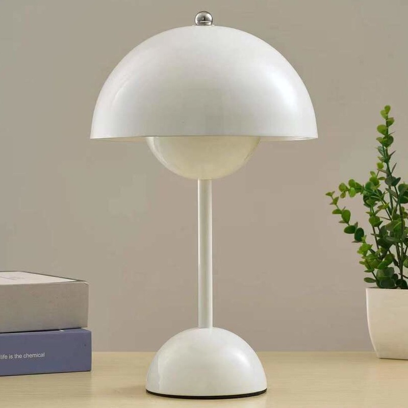 ランプシェード コンパクト シンプル デザイン おしゃれ かわいい インテリア USB コンセント タッチスイッチ 無段階 調光 ホワイト