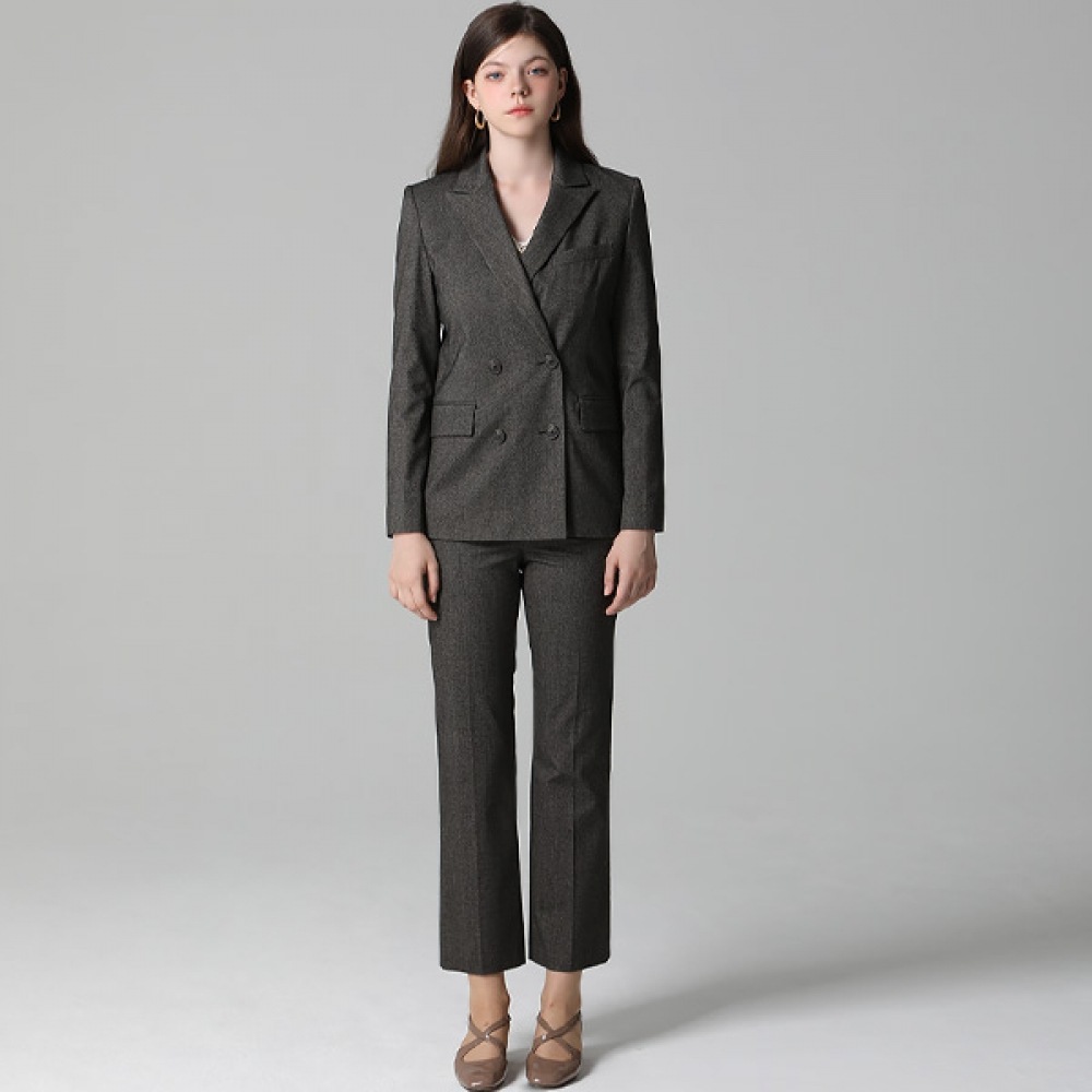 (リスト) ポケットポイントダブルセットアップジャケット (価格:278,000ウォン)