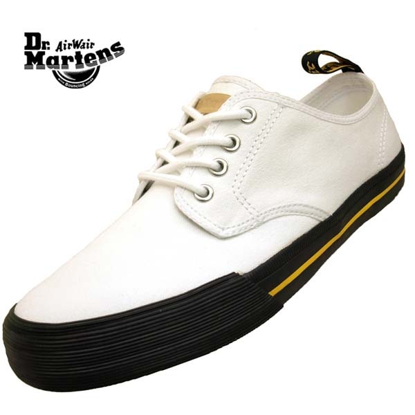 Qoo10] Dr.Martens ドクターマーチン Dr.Martens