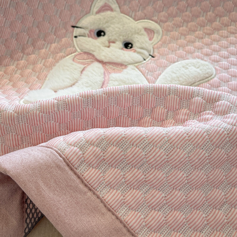 【急速出荷】A類キャラクター涼感トットちゃん涼席日2025エアコンソフトシート3点セット折りたたみ可能なアイスシート