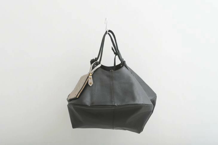 POMTATA (ポンタタ) ENVAN TOTE L (black) トートバッグ【