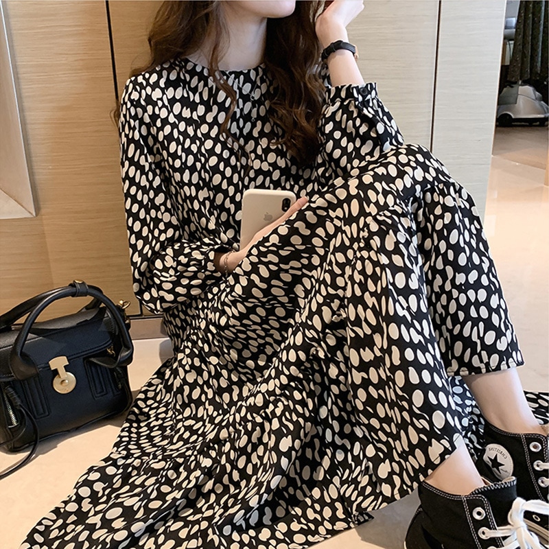 ワンピース フレアワンピース 膝下 袖あり 長袖 ボリューム袖 ラウンドネック 襟なし フレア 細身 Aライン シフォン ウエストマーク かわいい 大人可愛い きれいめ 大人 上品 おしゃれ お洒落