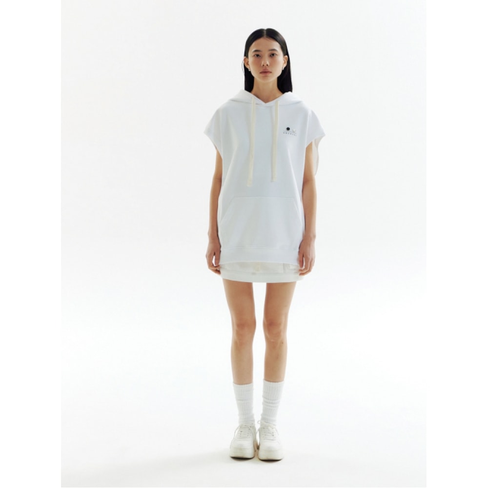 チャウウーロゴノースリーブパーカー_CW1A_T13WU