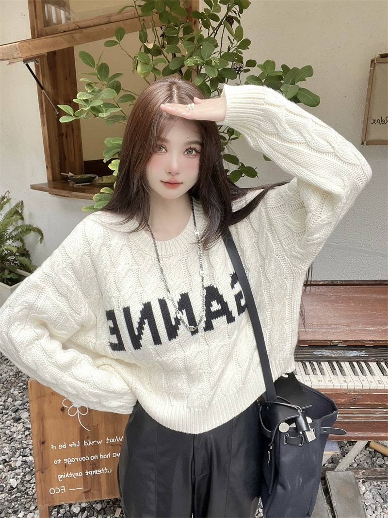 トップス セーター 長袖 ショート丈 プルオーバー ゆったり オーバーサイズ ドロップショルダー フィッシャーマンニット かわいい おしゃれ 大人女子 キュート 秋 冬 レディース デート お出かけ