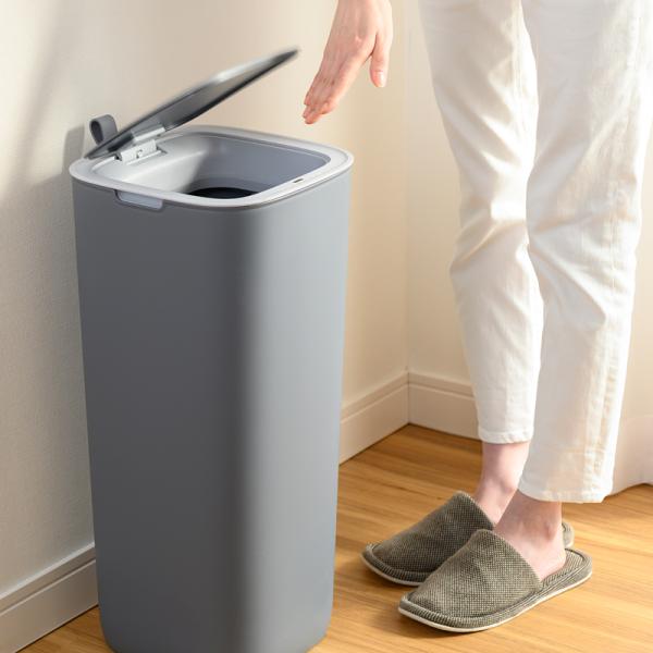 ゴミ箱 30L おしゃれ センサー付き ごみ箱 自動開閉 ふた フタ 蓋 センサー式 電池式 スタイリッシュ スリム ダストボックス ホワイト 白 グレー ブルー 青 EKO
