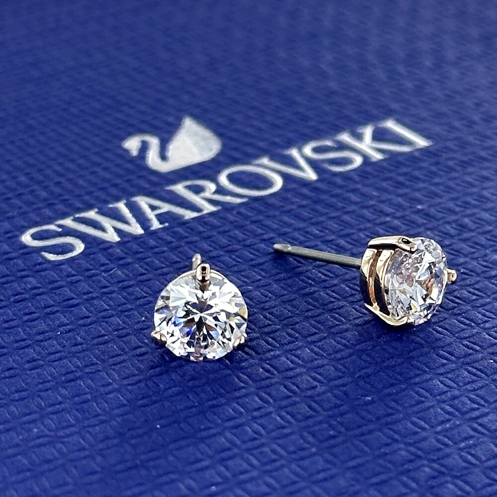 特典つき スワロフスキー ピアス シンプル レディース ブランド 紙袋 ショッパー アクセサリーケース 付き SWAROVSKI 誕生日プレゼント 女性 結婚記念日 プレゼント 妻 嫁 彼女 母 女友