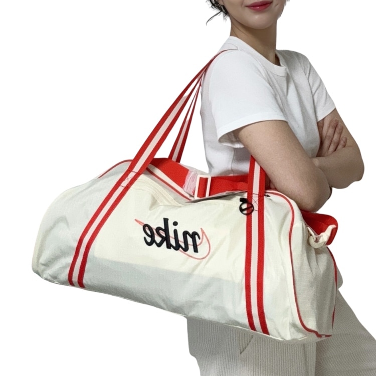 ジムクラブ トレーニングバッグ ショルダーバッグ ダッフルバッグ スポーツバッグ 旅行バッグ ジムクラブ ダッフルバッグ レディース アイボリー 軽量 大容量 スポーツ テニス トレーニング 7,298円