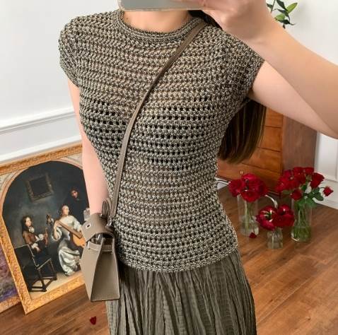 クーポン有トップス レディース ニット セーター プルオーバー 春 夏 ミドル丈 普通丈トップス 半袖 ラウンドネック 襟なし ノーカラー ストレート ふっくら 伸縮性 S M L リゾート 旅行 レ