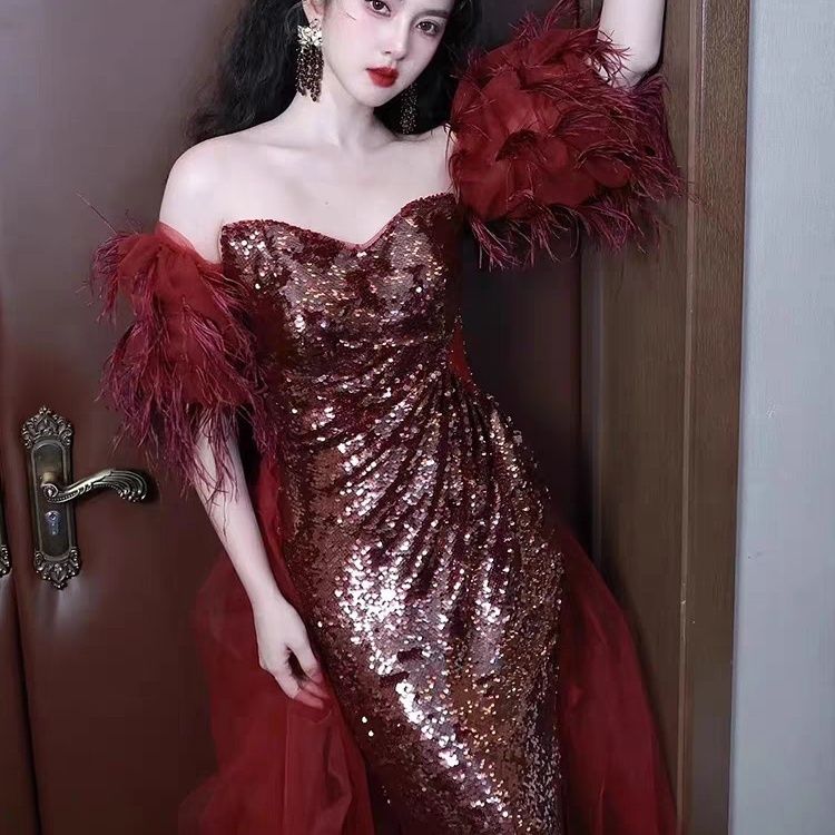 花嫁からワインの赤いワンショルダースパンコールウェディングエンゲージメントドレスドレス女性ホストワンピースドレスドレス