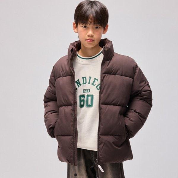 ダークブラウンのパファージャケット