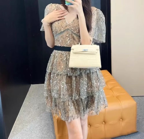 レディース スカート ワンピース ドレス Vネック フレア レース 刺繍 チュール シフォン ウエストマーク ハイウエスト 透け感 シースルー スパンコール オーガンジー かわいい 大人可愛い