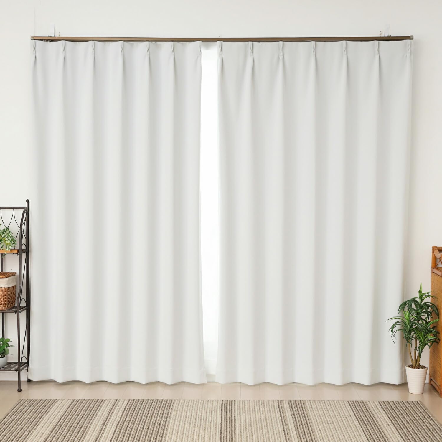 遮光カーテン 遮光1級 フルダル 無地 断熱 「ムック」 5317ライトグレーLGY 幅100x丈190cm2枚組 100×190 節電 断熱 保温 防寒 省エネ 冷暖房効果アップ 厚手