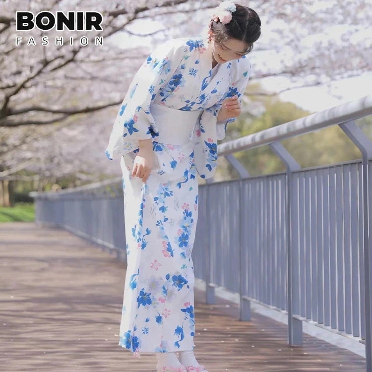 浴衣 レディース ホワイト 花柄 きれいめ フリーサイズ レトロ オシャレ YUKATA 浴衣 作り帯 浴衣セット 寝巻き 部屋着 花火大会 櫻 夏祭りお出かけ 文化祭 盆踊り 女性用 簡単 着れる