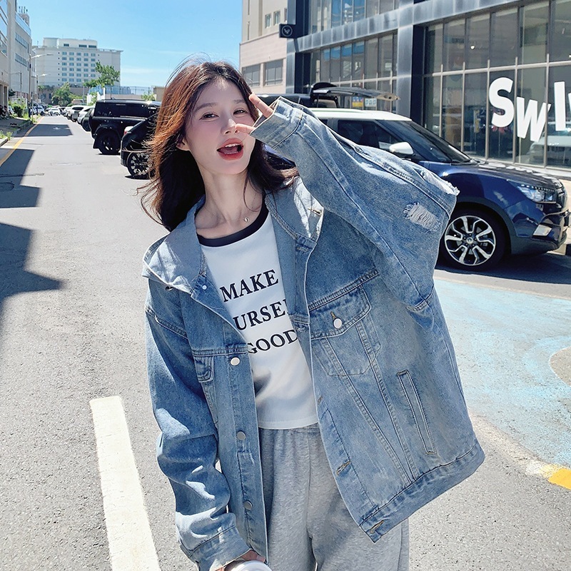 何百ものカジュアルブルーデニムフード付きショートジャケット女性秋2024新しい甘いクールな部門揚げストリート小さいサイズのトップス